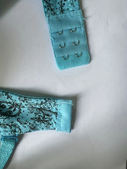 Women's Lace Push Up Bra with Bow Detail