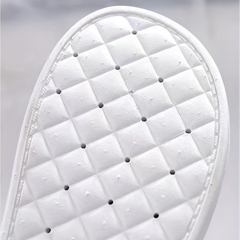 Women's Chain Decor Slide Shoes Quilted Soft Sole PVC Shoes