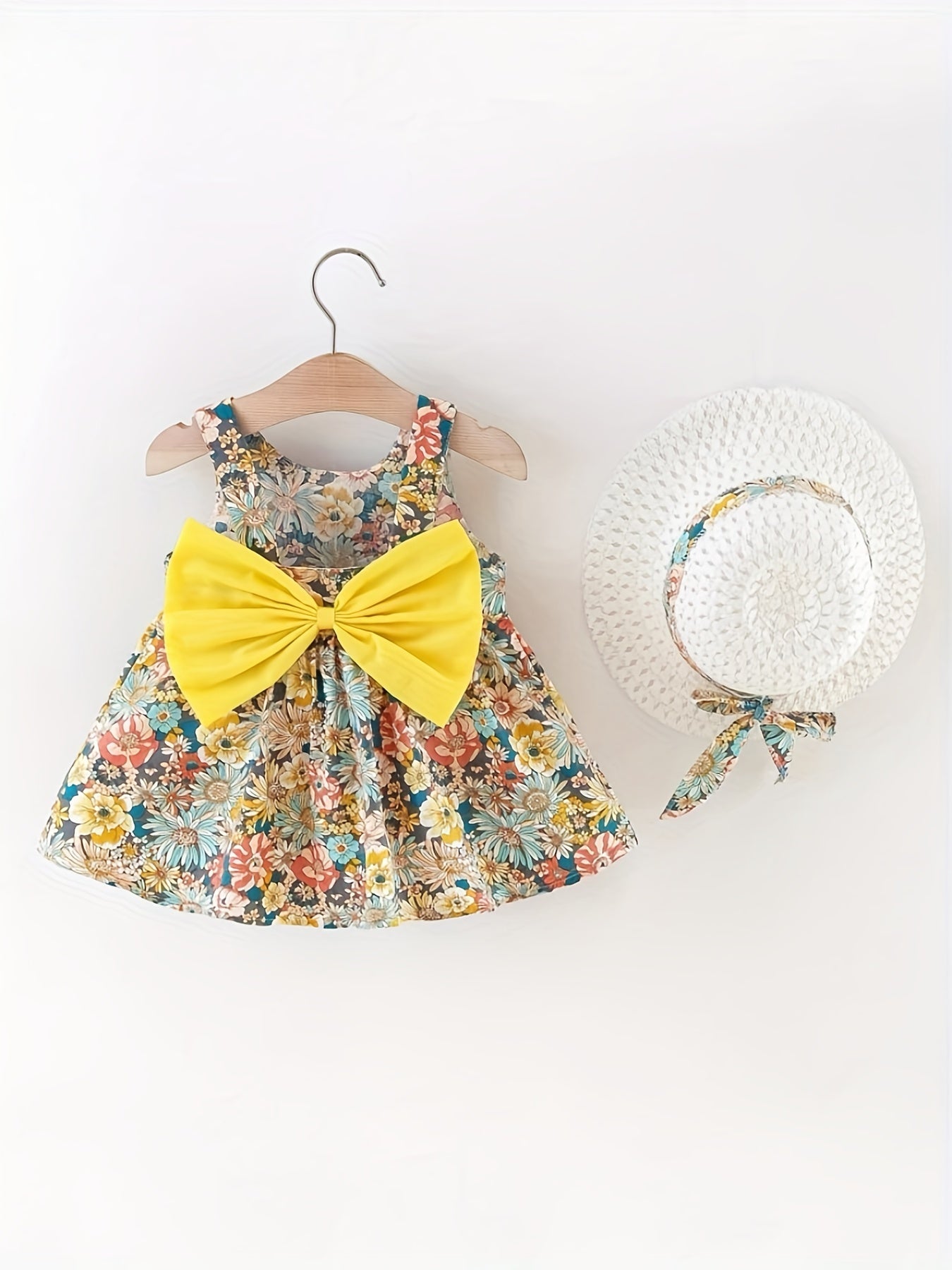 2pcs Baby Girls Floral Print Sleeveless Dress & Hat Set
