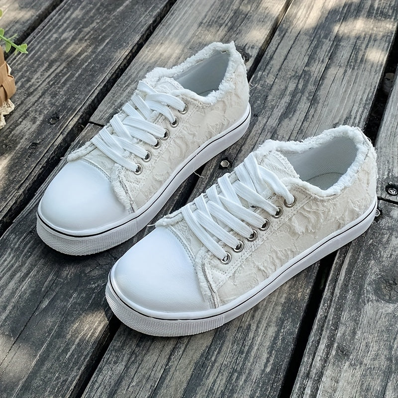 Women's Canvas Sneakers Round Toe Lace Up Low Top Walking Shoes