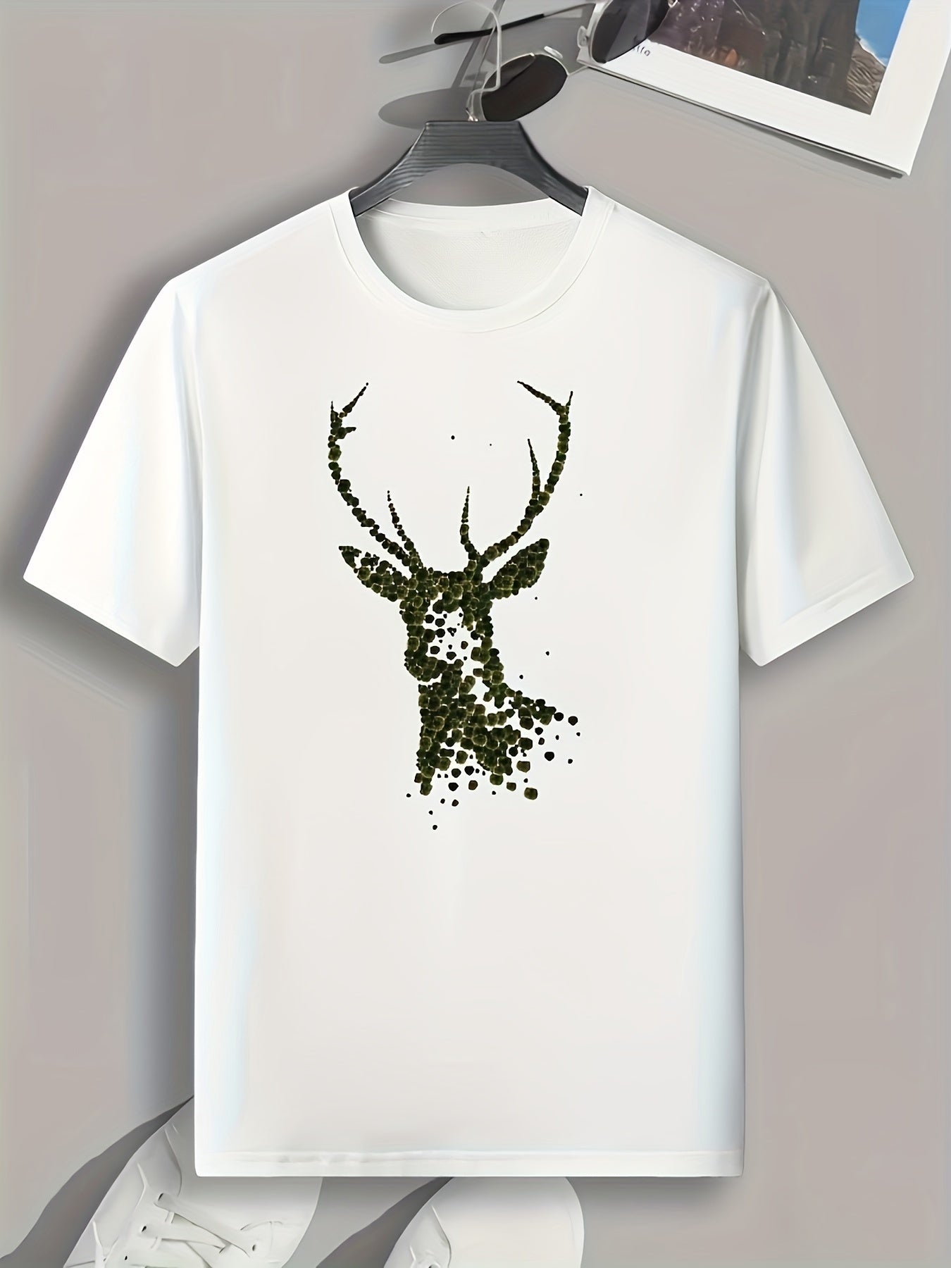 Deer Pattern Print Men's Sports T shirt Graphic Tee For Fitness Activities