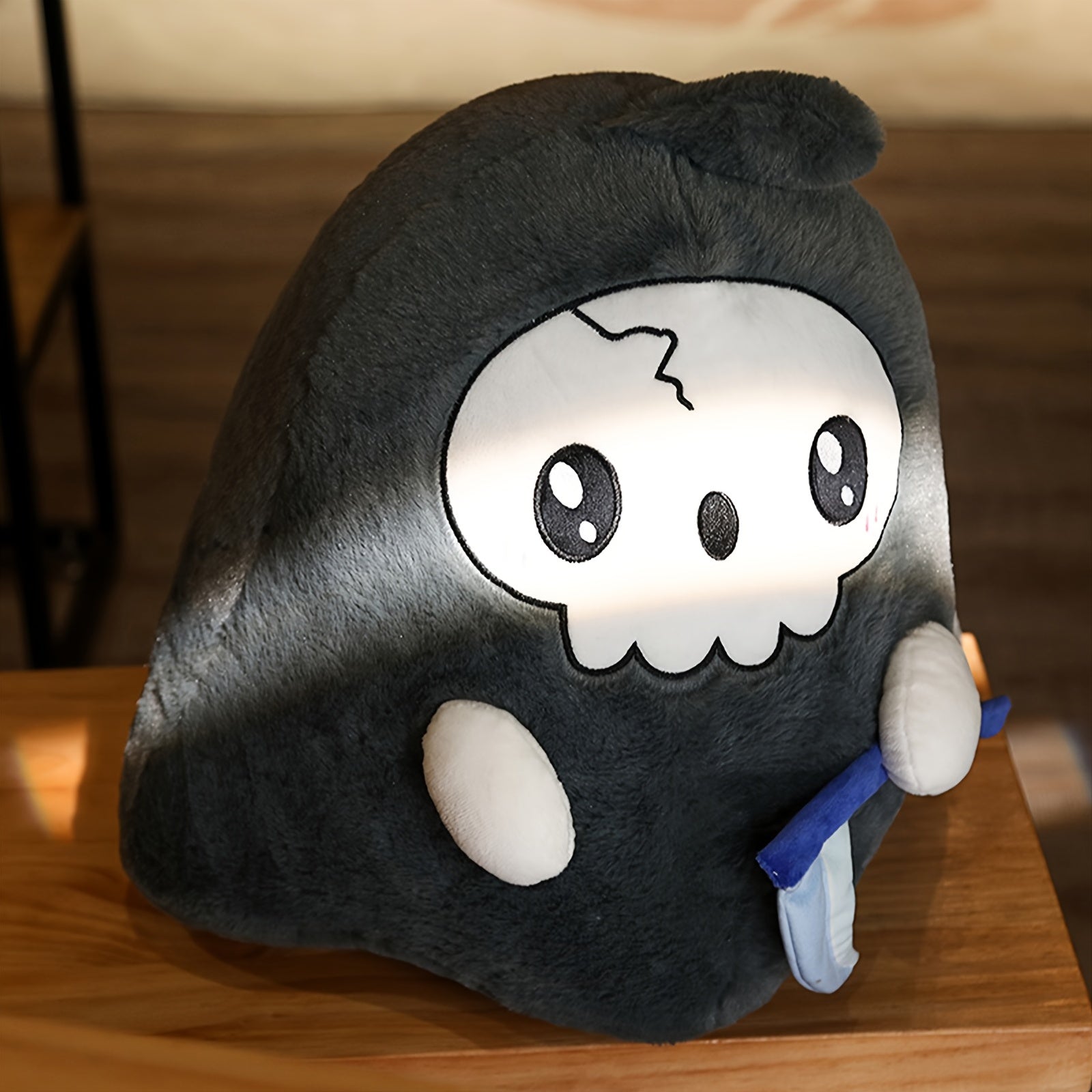 Halloween Plush Ghosts Soft Toys & Stuffed Ghosts with Expressive Faces