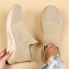 Women's Lightweight Slip-On Sneakers Breathable Low Top Shoes
