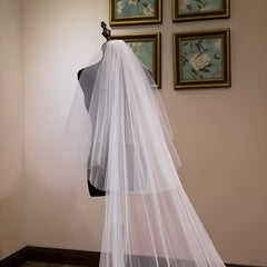 Vintage Style Bridal Veil with Lace Trim 2 Layer Headscarf