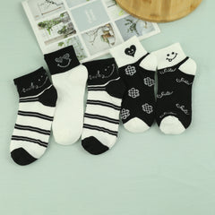 Men's Cartoon Crew Socks Breathable Comfy Casual Street Style Outdoor Socks