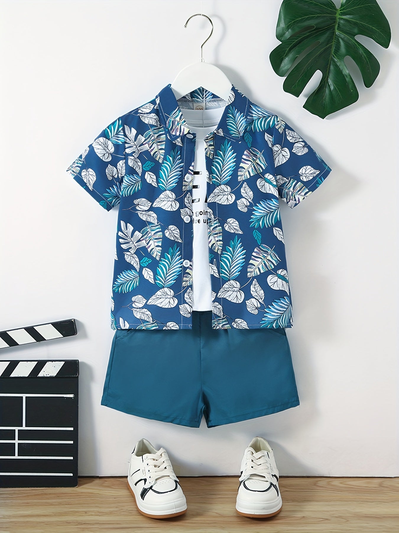 2pcs Toddler Boys Tropical Leaves Shirt & Shorts Set