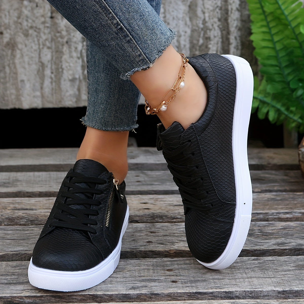 Snake Texture Faux Leather Skate Shoes Heighten Solid Non slip Low Cut Flat Snea