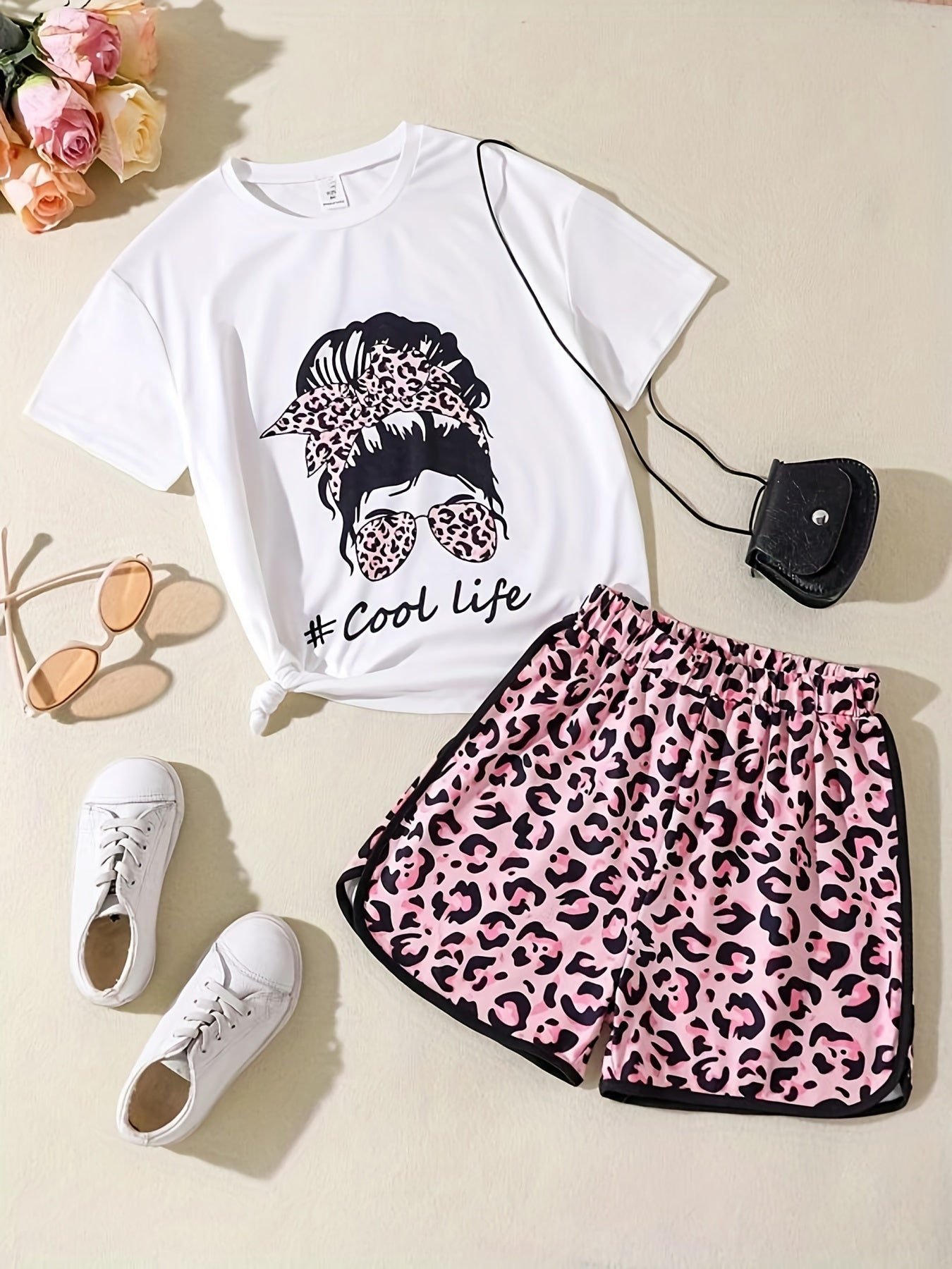 2pcs Toddler Girls Figure & Letter T-Shirts & Leopard Shorts Set