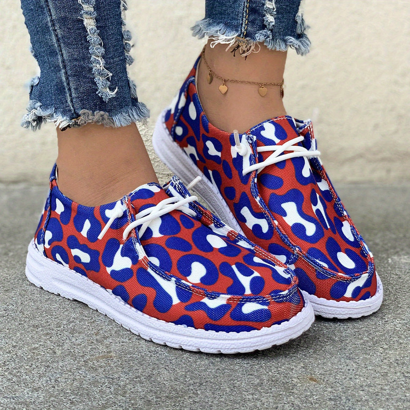 Leopard Pattern Canvas Casual Flat Shoes Lightweight Outdoor Walking Shoes