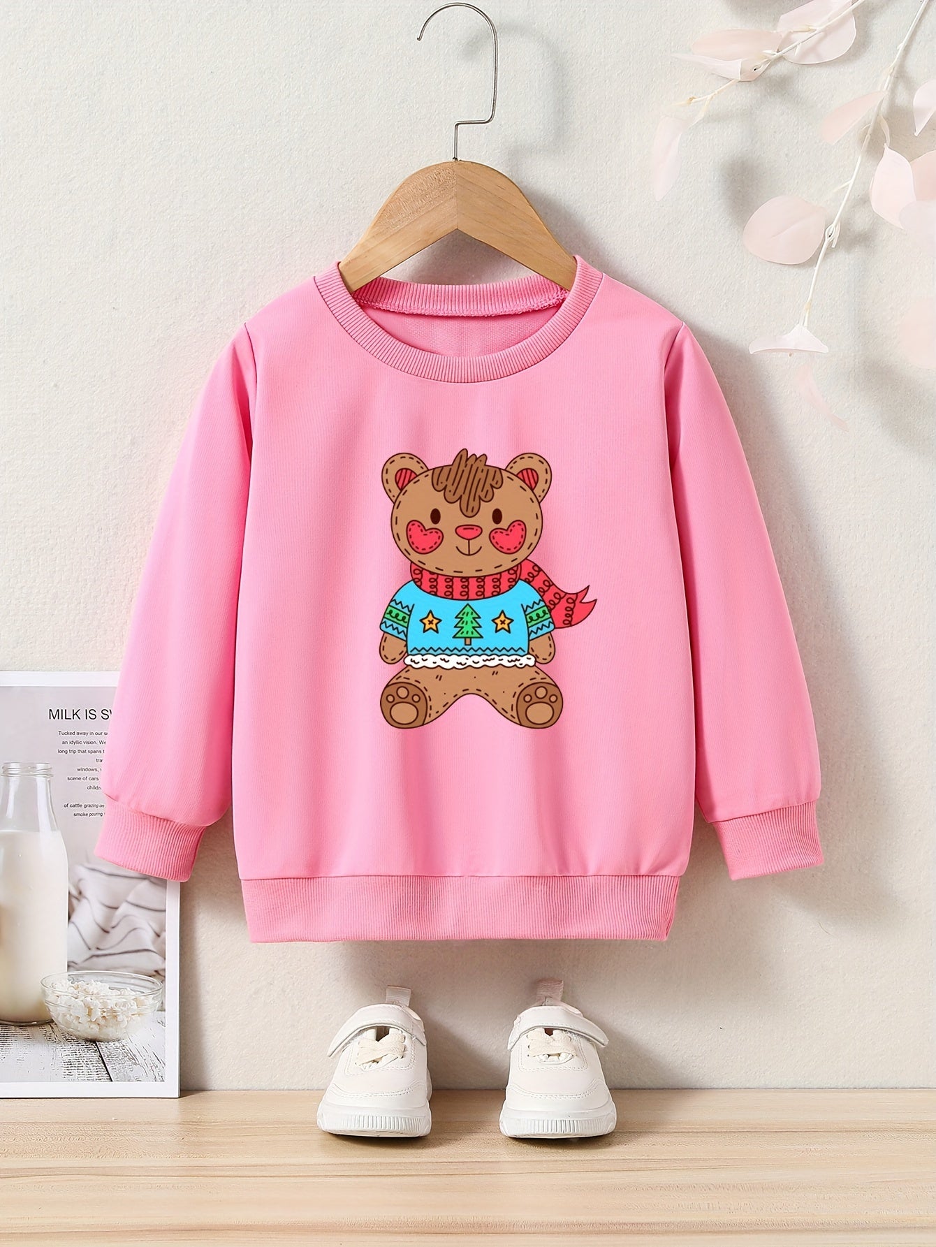 OERYUI Winter Bear Graphic Sweatshirt for Kids