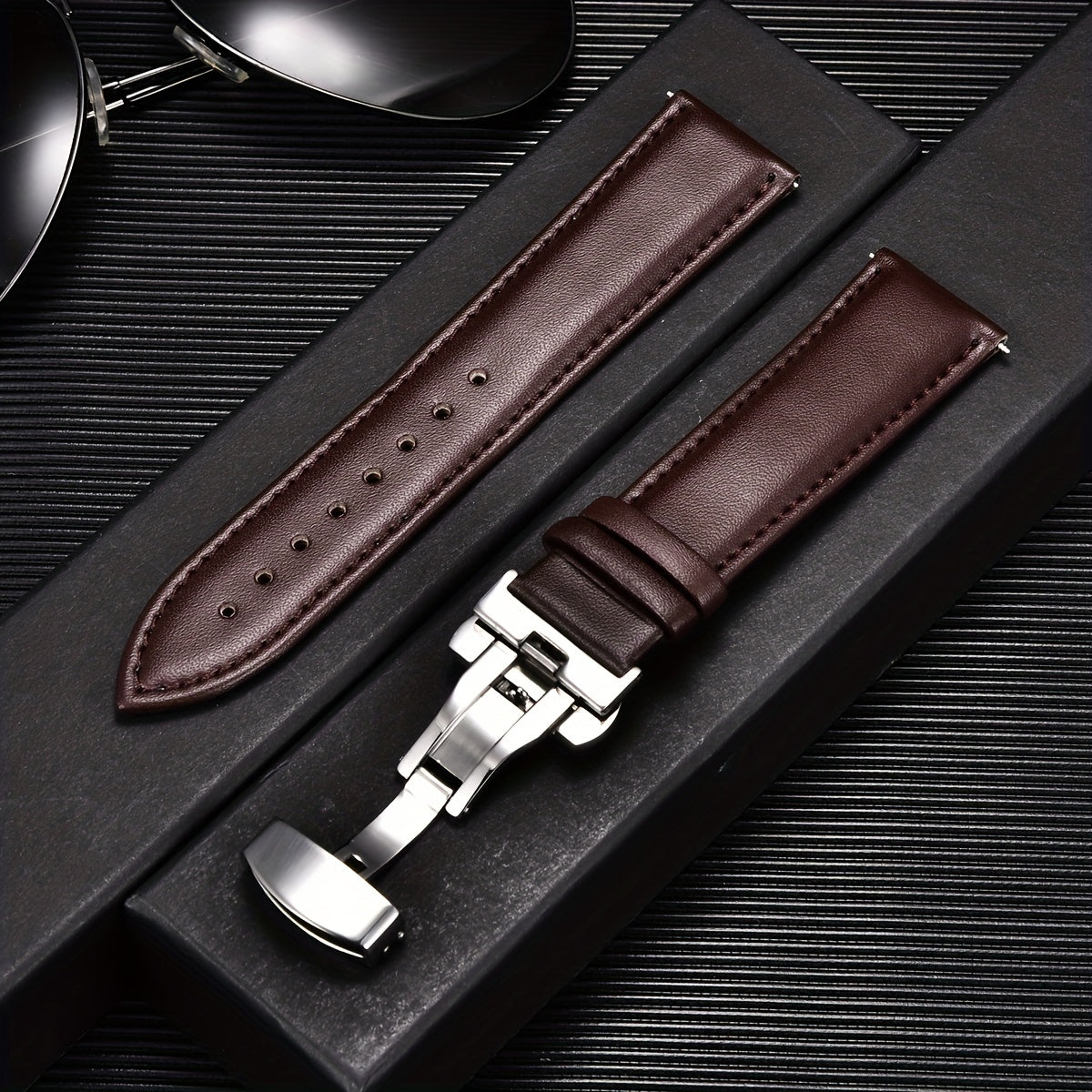Double Press Solid Butterfly Buckle Leather Strap 18mm-24mm