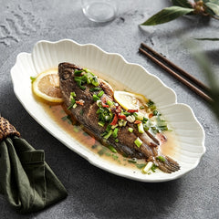 Ceramic Flower Shaped Fish Plate 25.4 cm