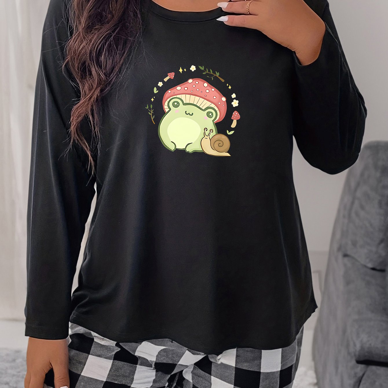 Frog Snail Print Long Sleeve Round Neck Comfort Home Wear