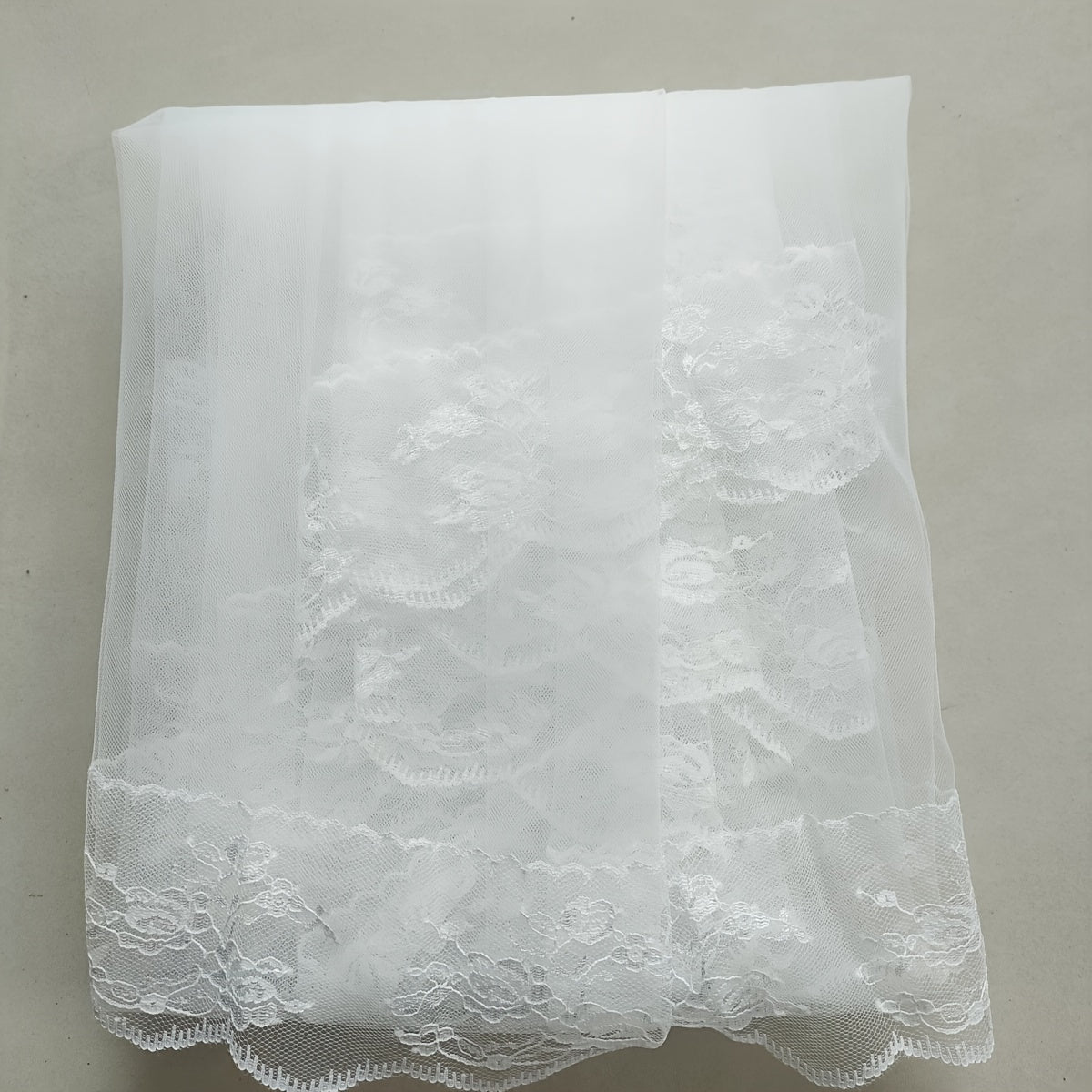 Double Layer Lace Veil for Women - Elegant Wedding Accessory