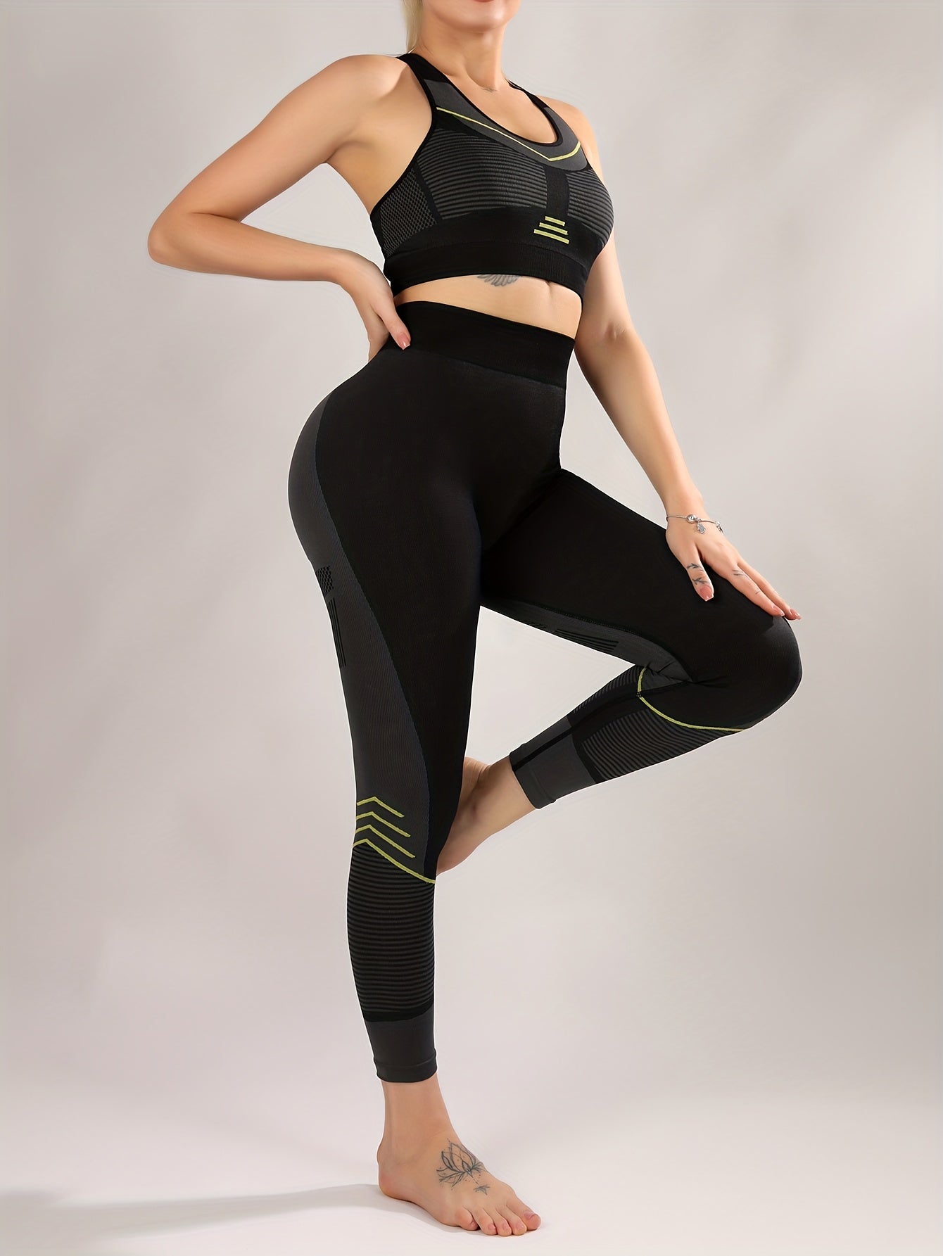 2pcs Sports Yoga Bra & High Waist Quick Drying Running Set