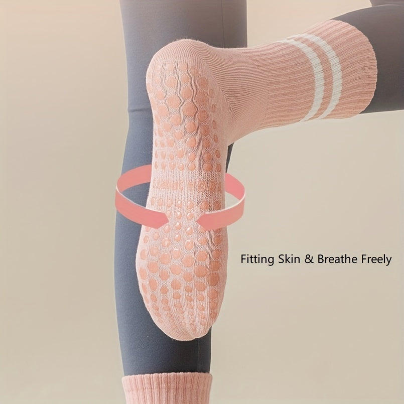Professional Non slip Mid Tube Yoga Socks With Grips