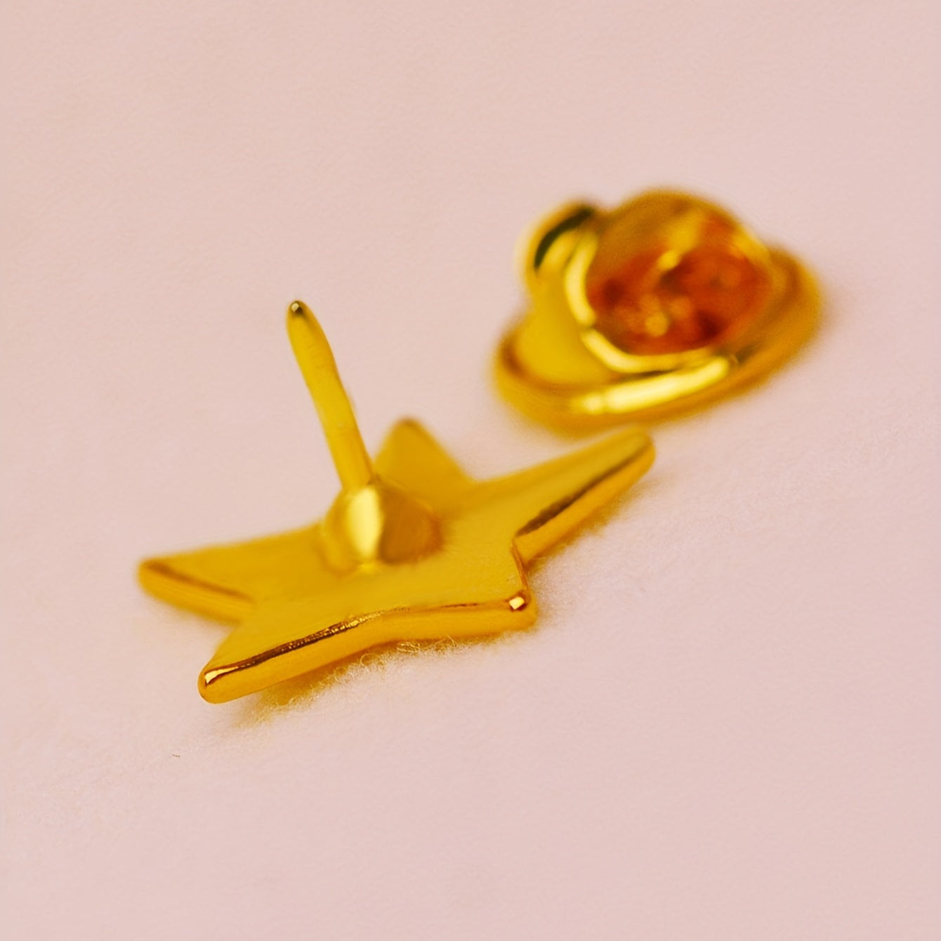 Star Cuff Brooch Enamel Pin