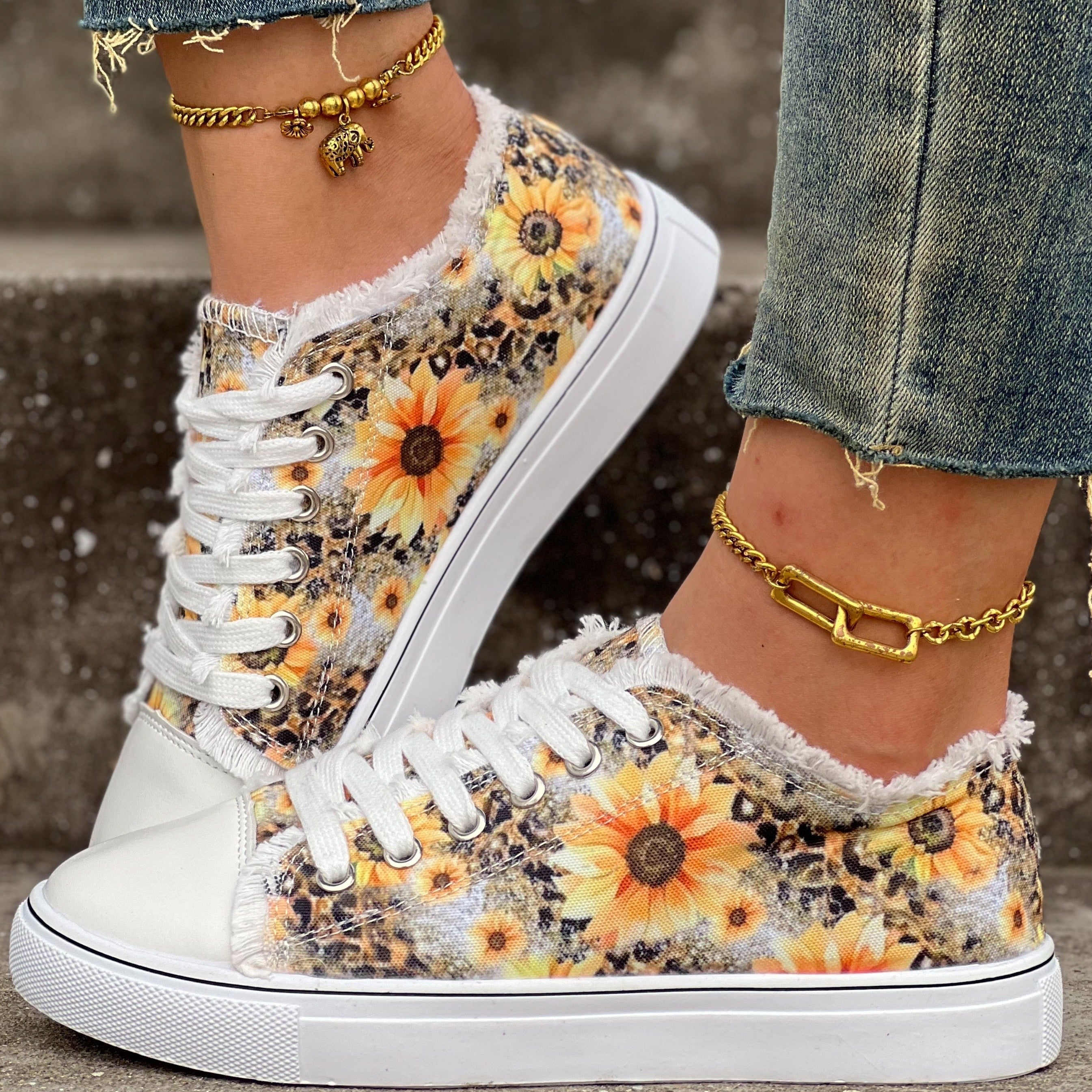 Women's Sunflower Print Canvas Shoes Casual Lace Up Outdoor Shoes