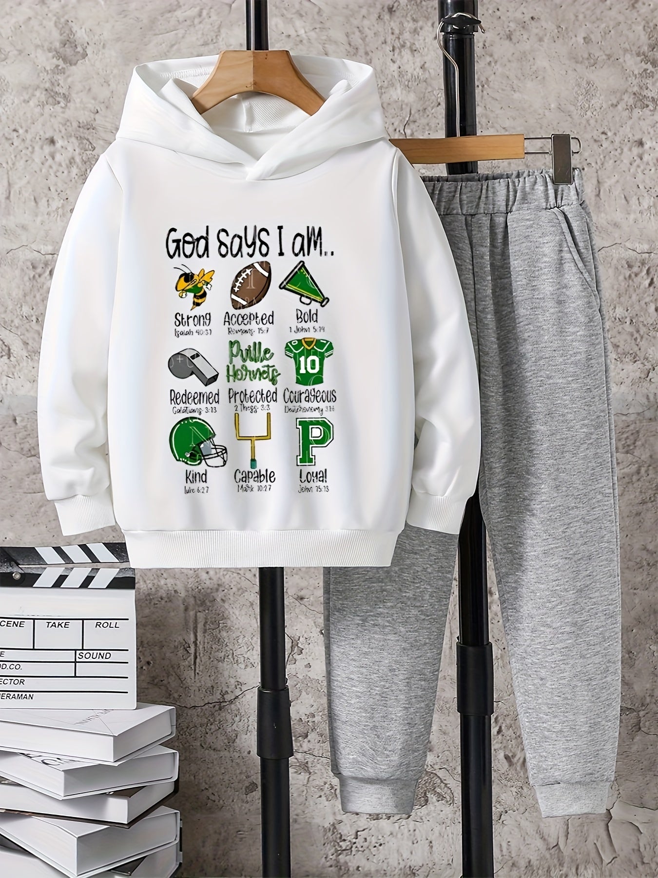 2pcs Boys Football Print Hoodie & Solid Sweatpants Set