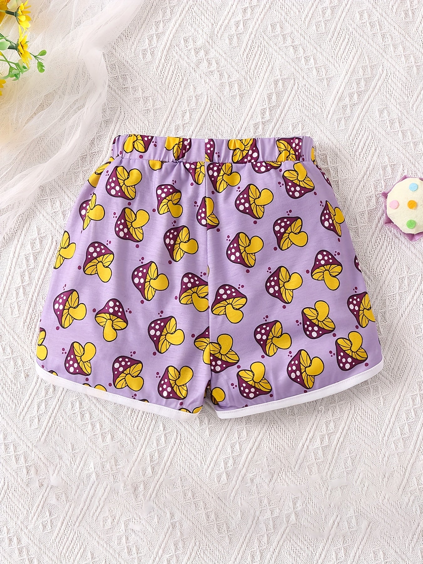 Girls Mushroom Graphic Elastic Waist Sports Casual Shorts