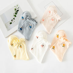 5 Pairs Women's Cotton Ruffle Crew Socks, Multicolor Boot Socks for Christmas