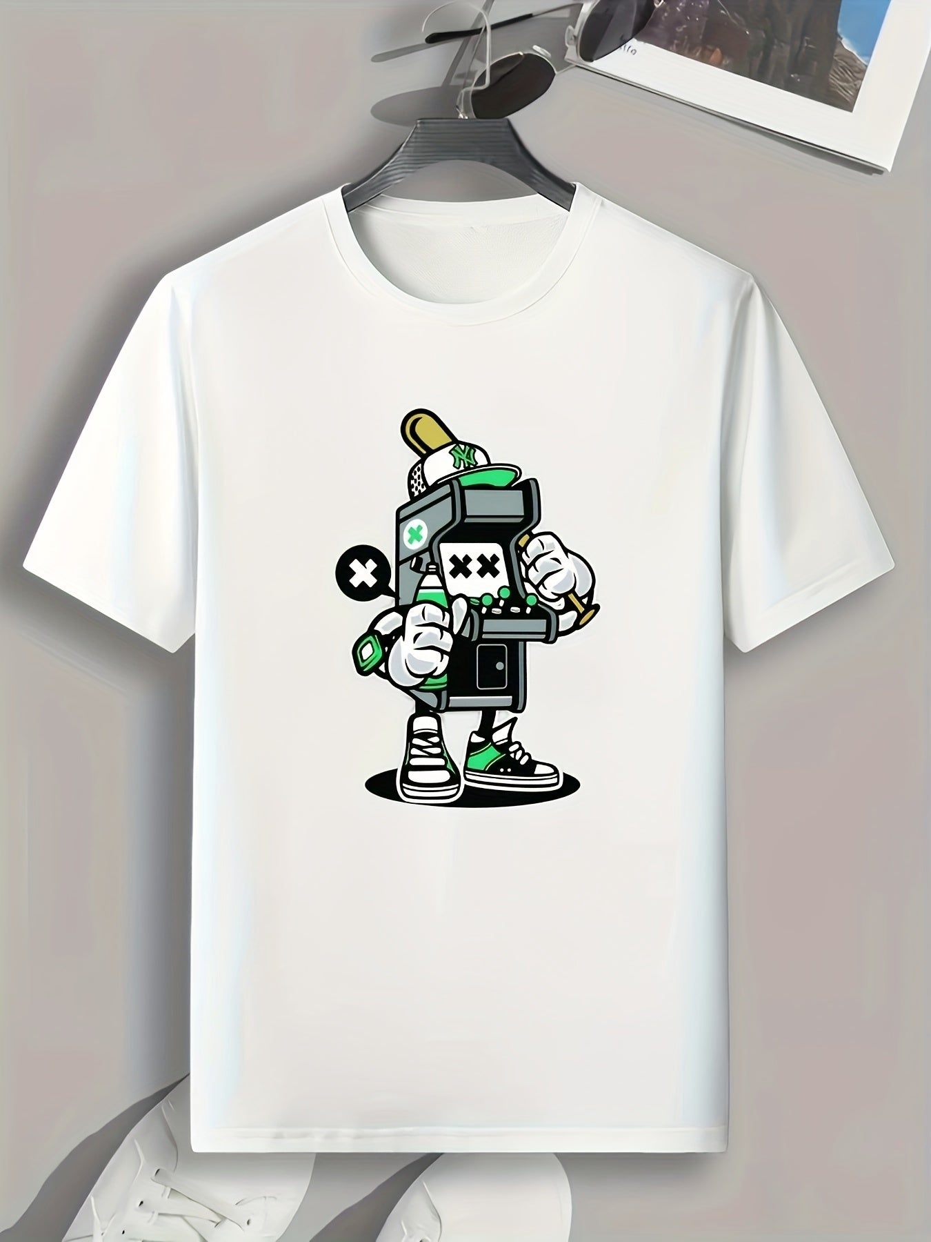 Cartoon Robot Print Men's Graphic T-shirt for Summer