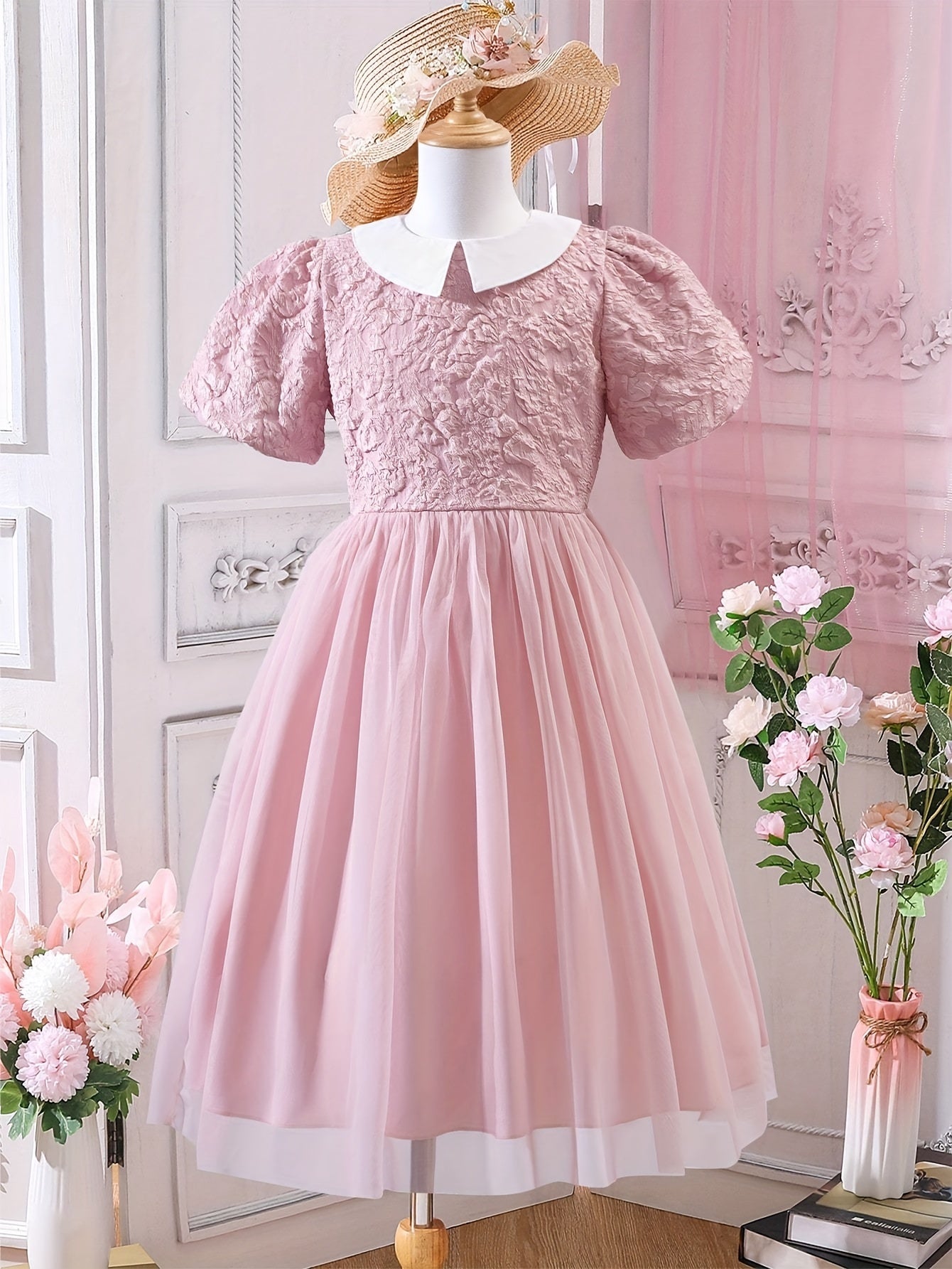 Girl's Princess Tutu Dress With Puff Sleeve Textured Top And Tulle Skirt