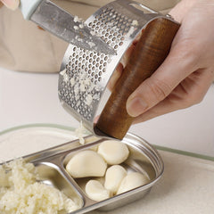 Stainless Steel Garlic Press Rocker Metal Garlic Mincer Kitchen Utensil