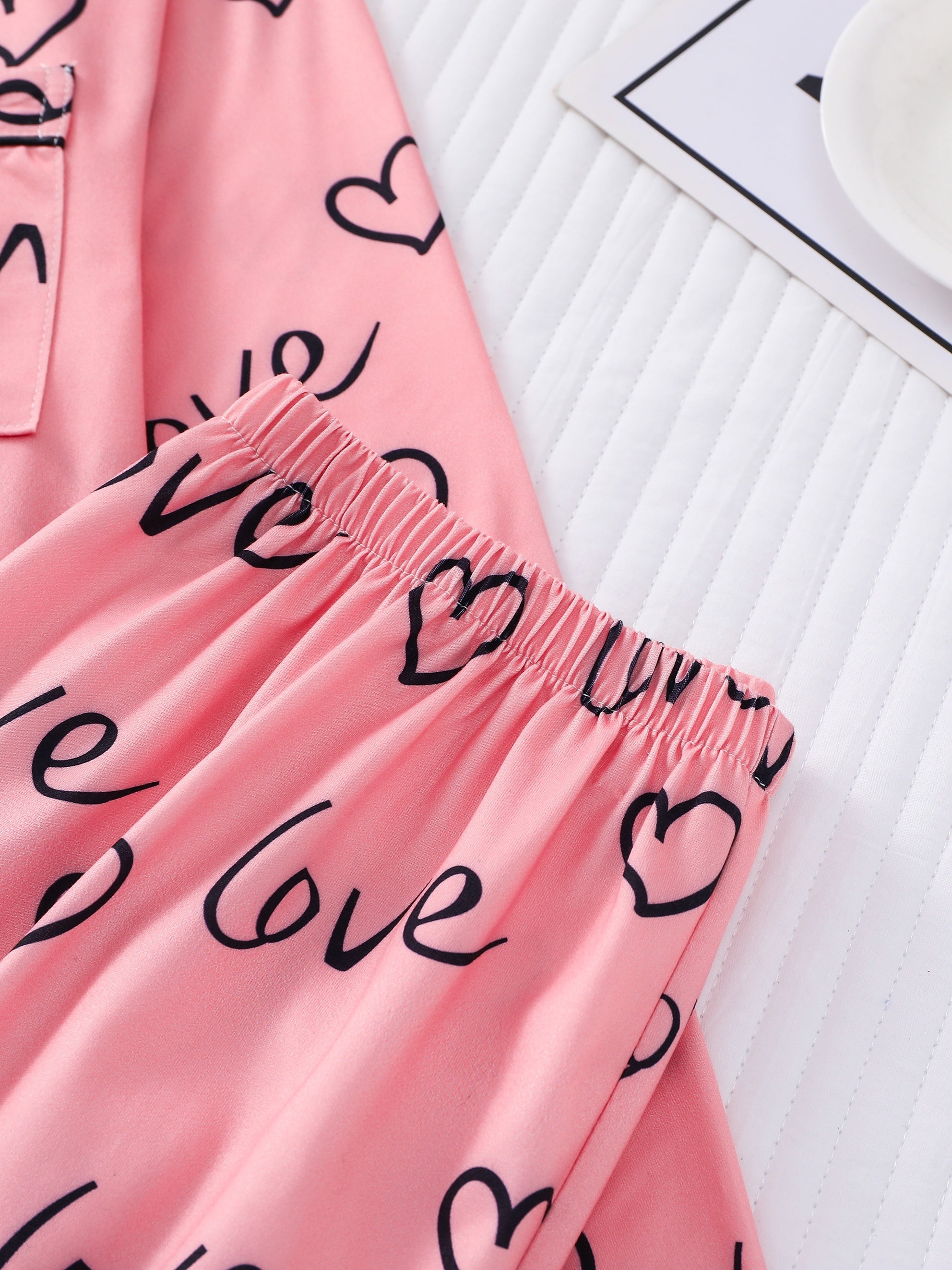 Heart Print Pajama Set Long Sleeve Buttons Top & Pants Women's Sleepwear