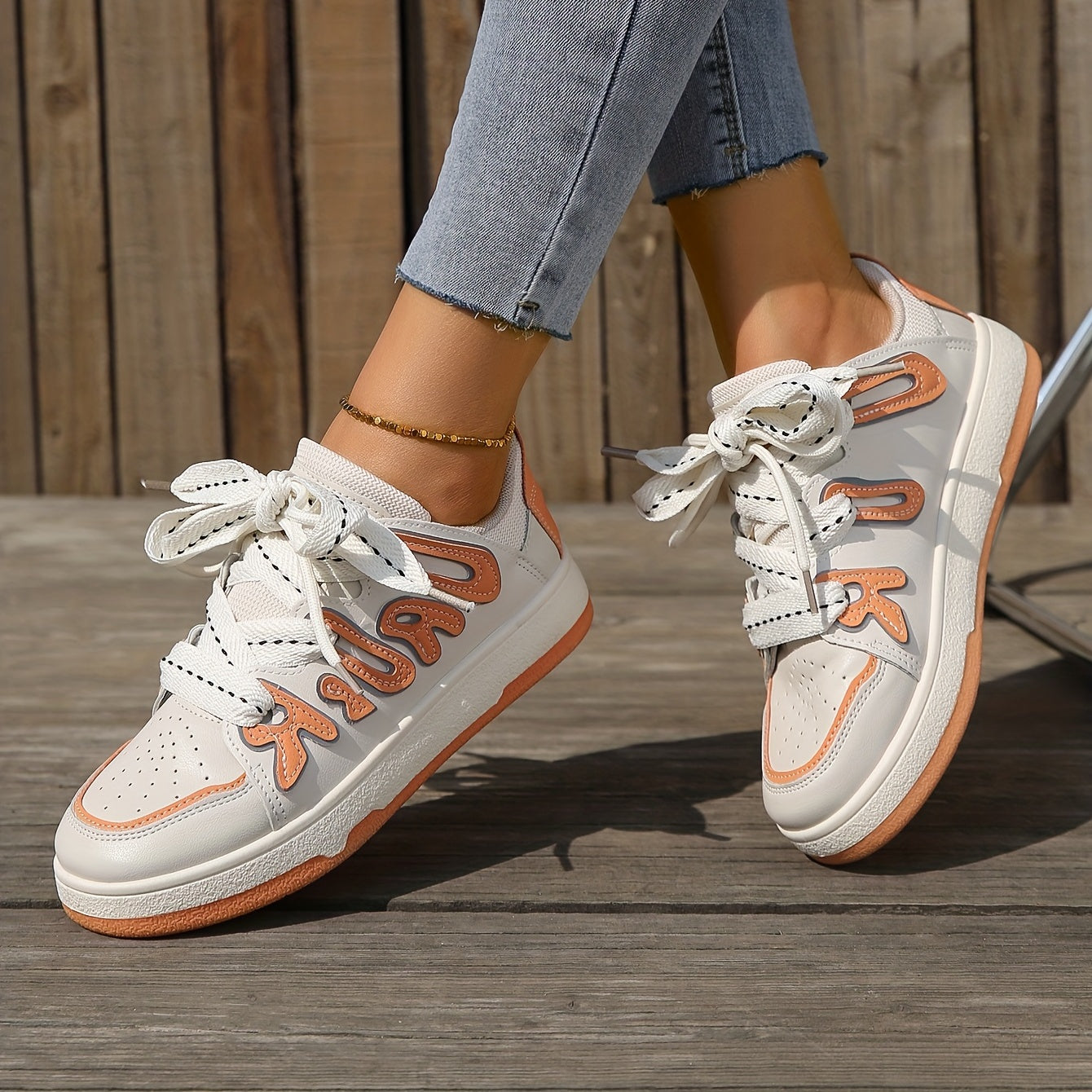 Women's Faux Leather Skate Shoes Non Slip Low Top Casual Walking Shoes