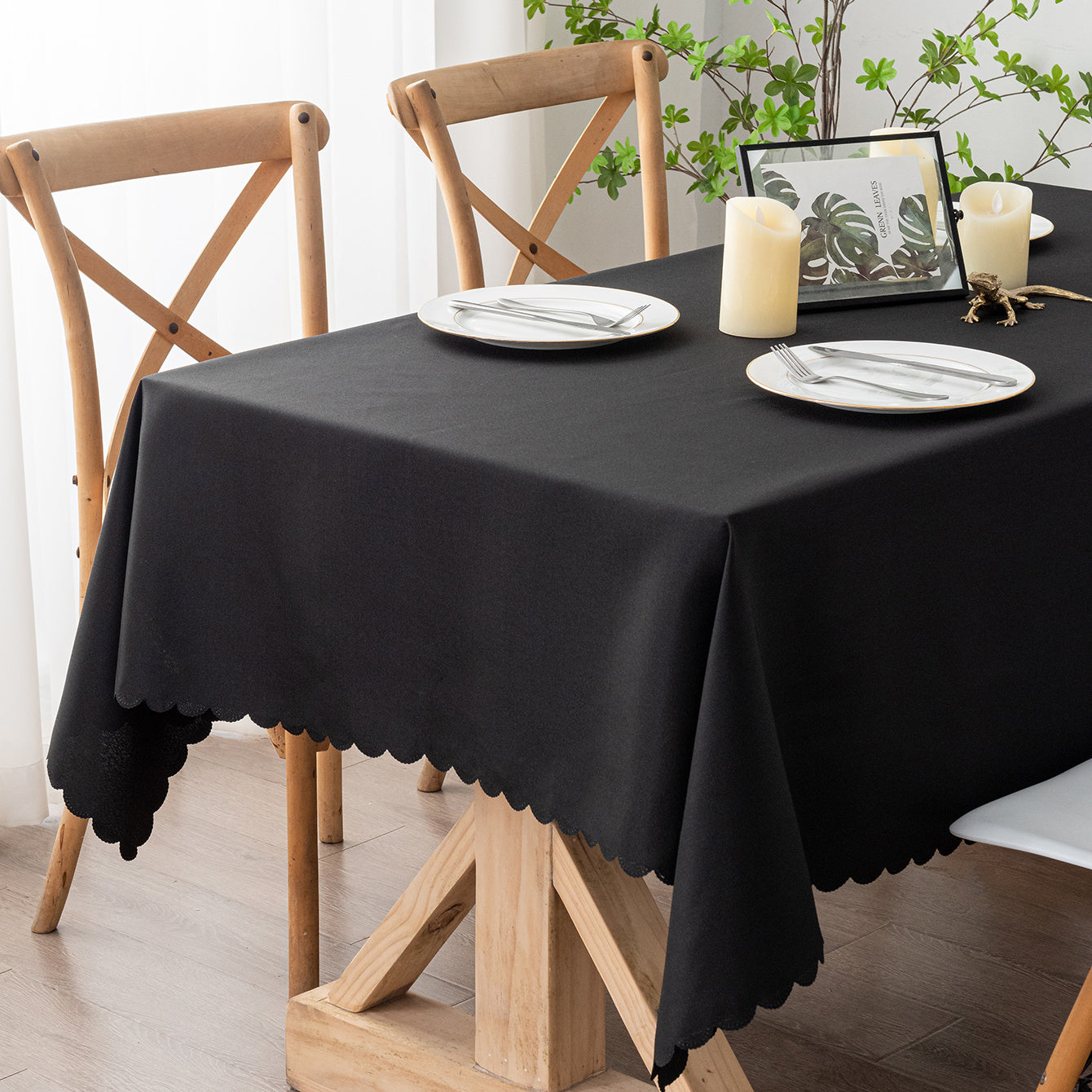 Stain Resistant Tablecloth - Indoor/Outdoor Use