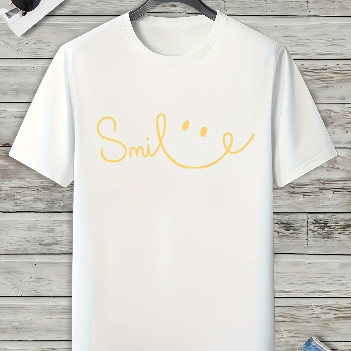 Smile Print Men's Graphic T shirt Casual Comfy Tees For Summer Mens Clothing
