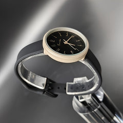 Minimalist Unisex Wristwatch Golden Hands Strap Quartz Movement