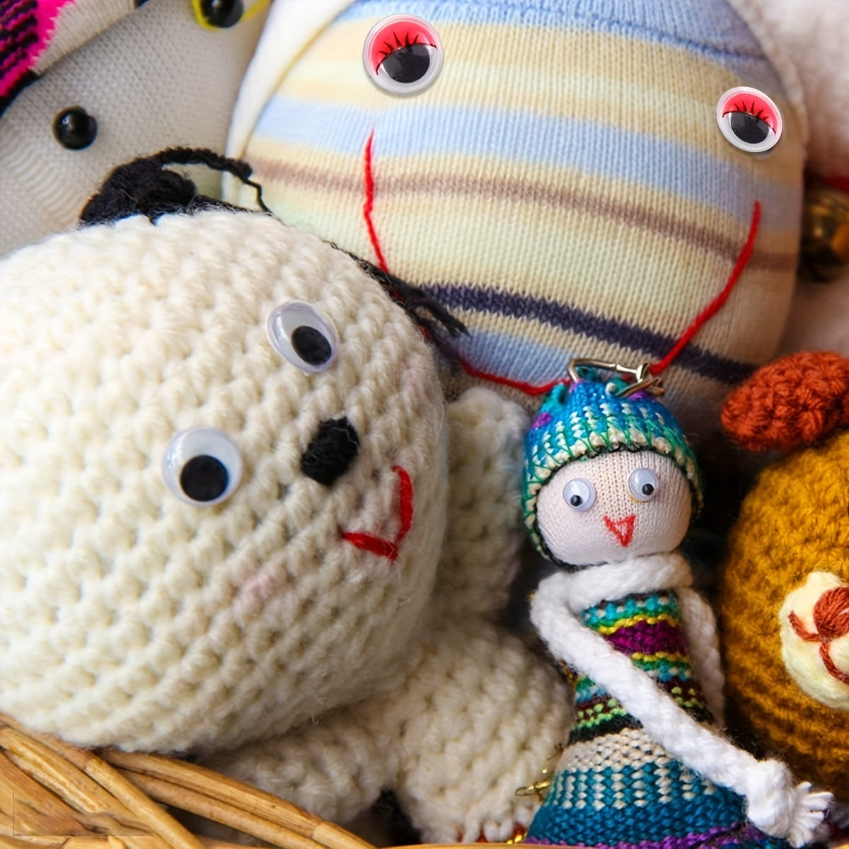 Self Adhesive Doll Eyes Wiggle Glue Eyes for DIY Crafts