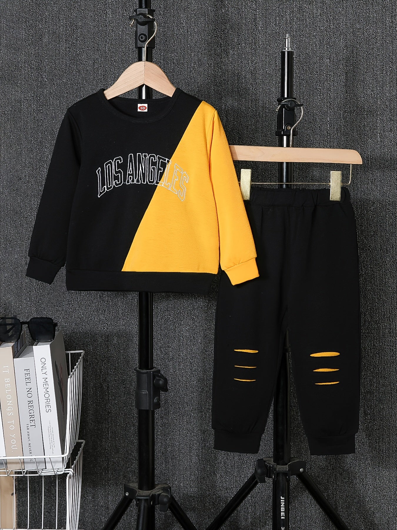 LOS ANGELES Graphic Print Boys Sweatshirt & Sweatpants Set