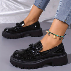 Women's Platform Loafers Round Toe Chain Decor Patent Leather Shoes