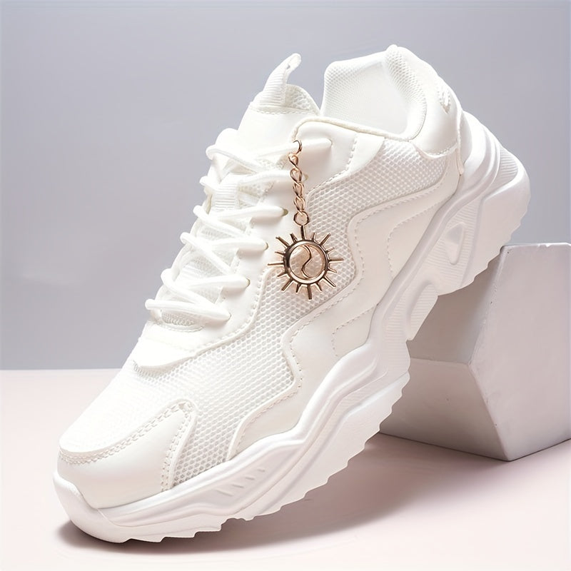 Women's Mesh Breathable Skateboard Shoes Lightweight Walking Shoes