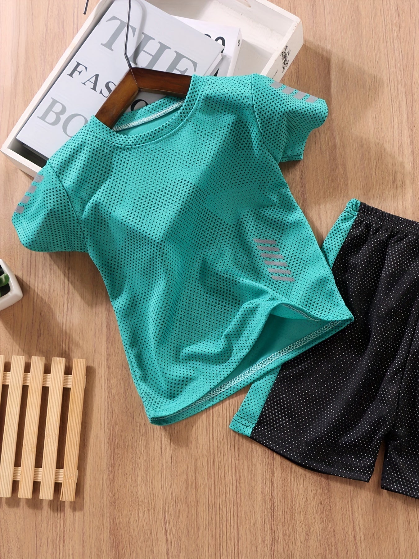 Kids Sports Casual Suit T-shirt & Shorts Set Quick Drying Lightweight