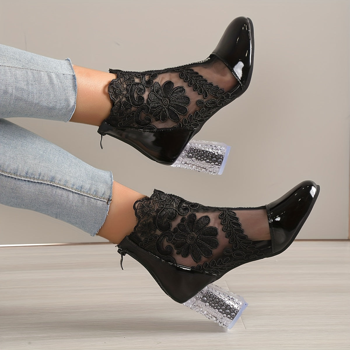 Floral Mesh High Heels Round Toe Chunky Heels Patent Leather Pumps