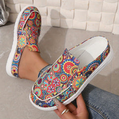 Women's Floral Print Slip On Low Round Toe Flat Canvas Shoes