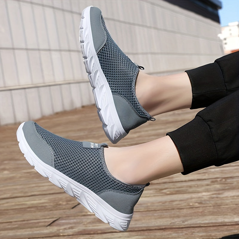 Men's Lightweight Mesh Slip On Sneakers for Outdoor Training
