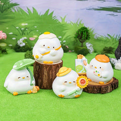 Love Travel Chick Ornament Resin Desktop Decoration Gift Car Decoration Ornament