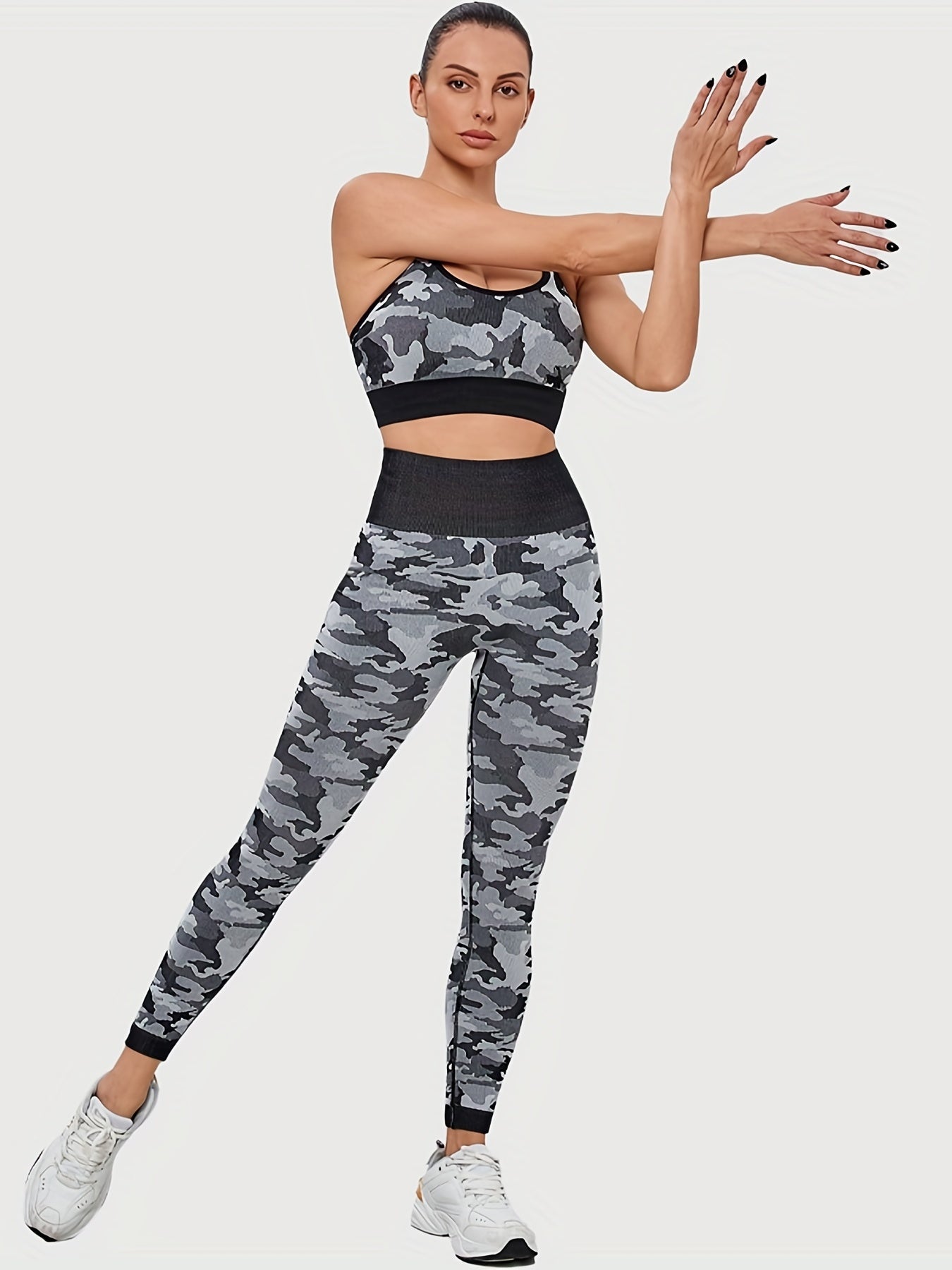 Camouflage Print Sports Suit: Sports Bra & Yoga Leggings