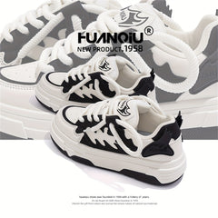 HUANQIU Lace-up Platform Skate Shoes for Women