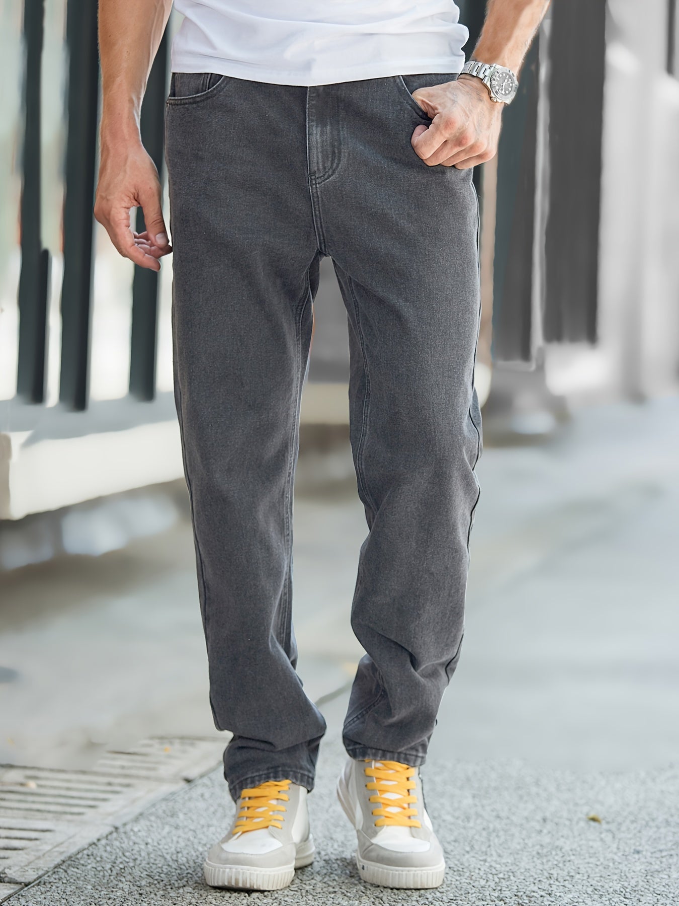 Men's Straight Fit Denim Jeans