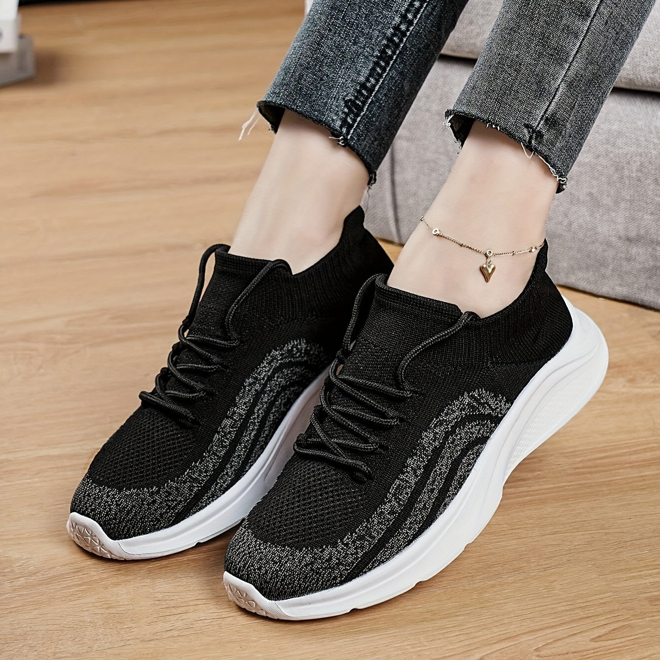 Women's Knitted Running Shoes Breathable Low Top Non Slip Casual Sneakers