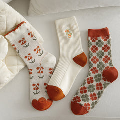 3 Pairs Women's Retro Medium Tube Socks
