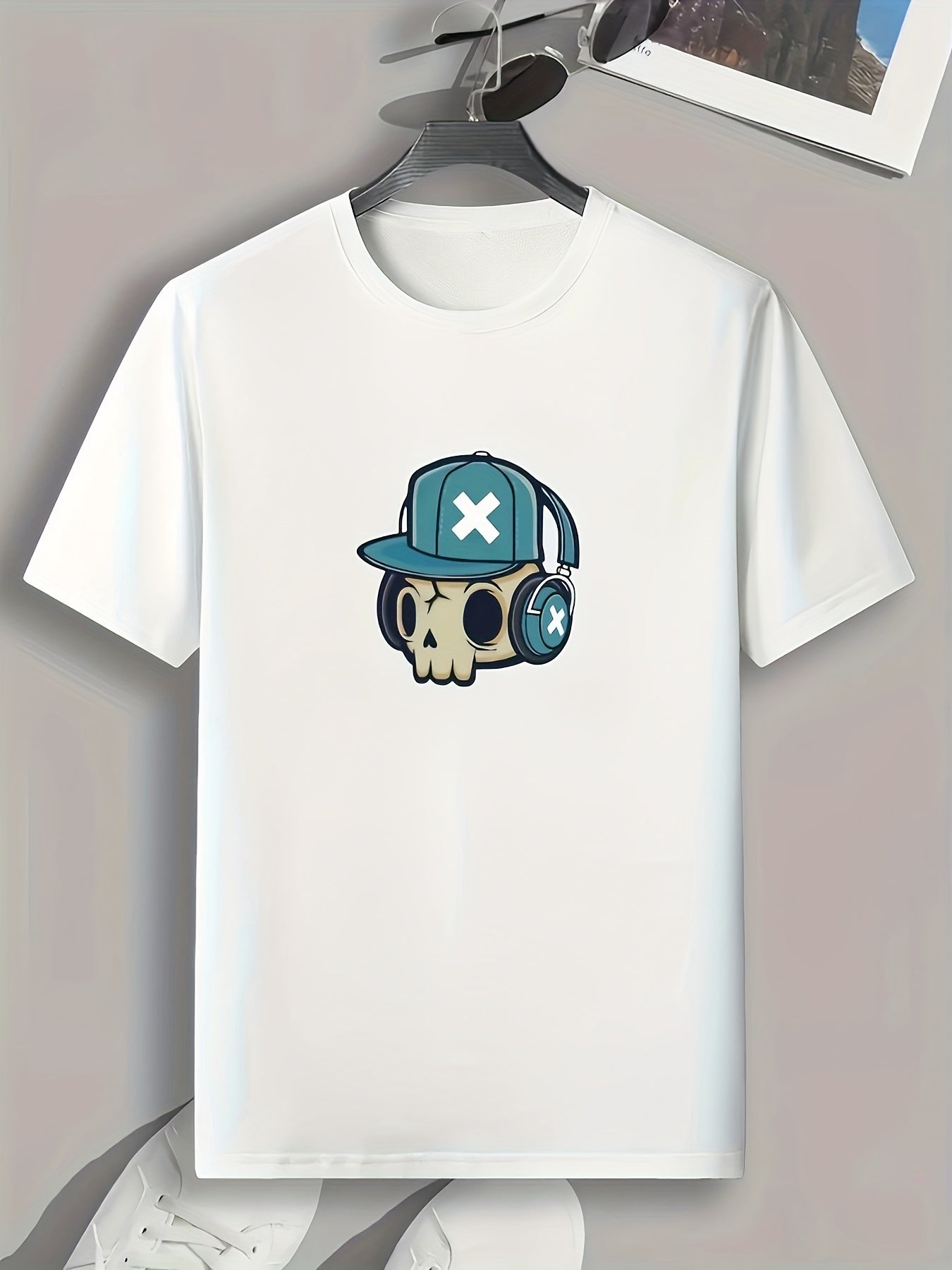 Skull Print Men's Graphic Tee for Summer