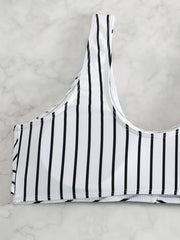 Striped Cross Front Bra & Solid Lace Up Side Panty Swimsuit Set