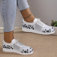 Women's Colorblock Woven Sneakers Low Lace Up Round Toe Lightweight Soft Shoes